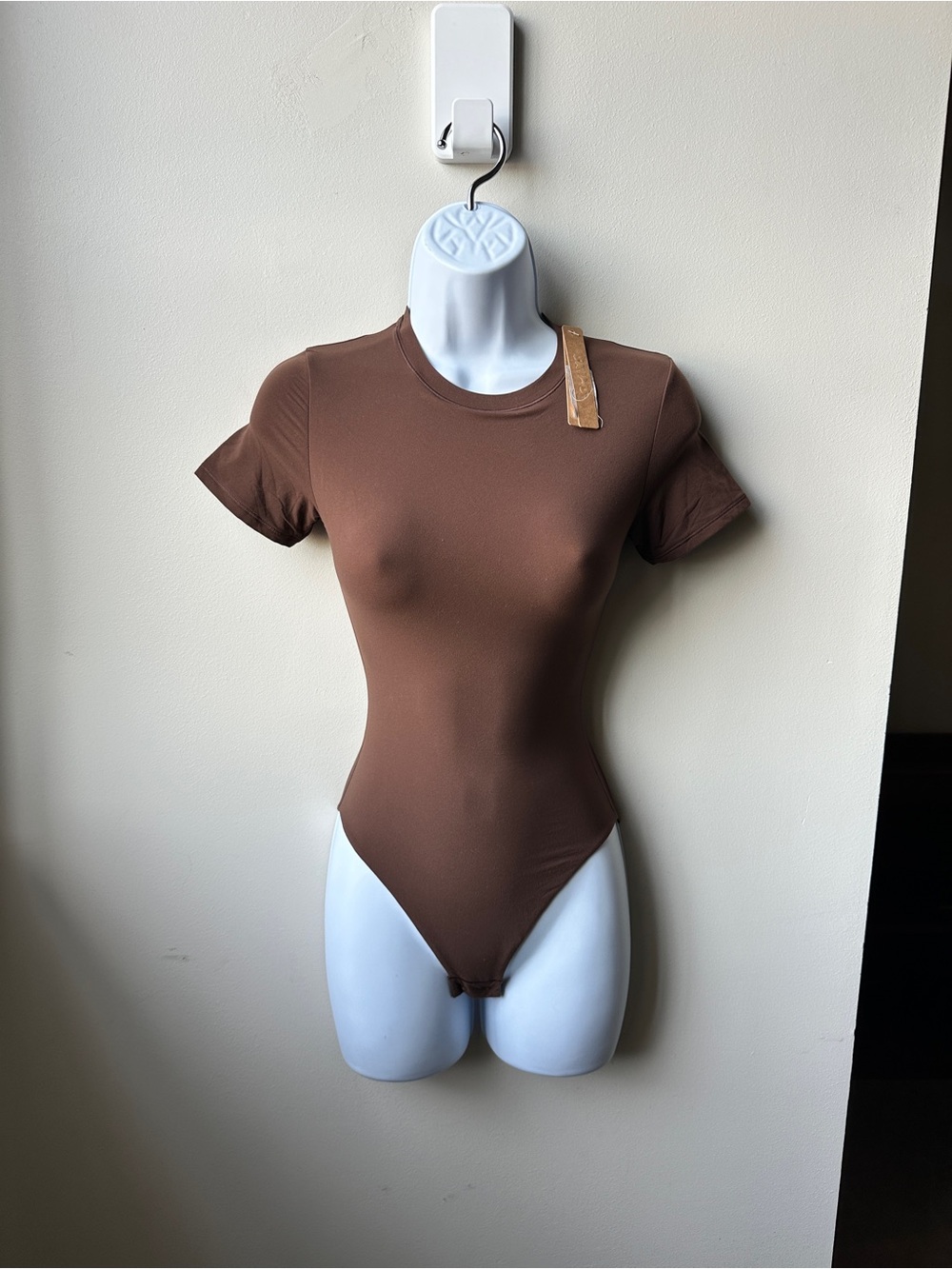 SKIMS Fits Everybody T-Shirt Bodysuit Cocoa, Size XS